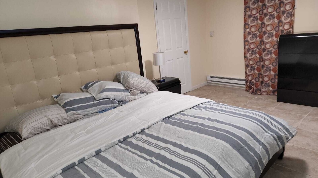 Photo of Bedroom in Lower Vailsburg