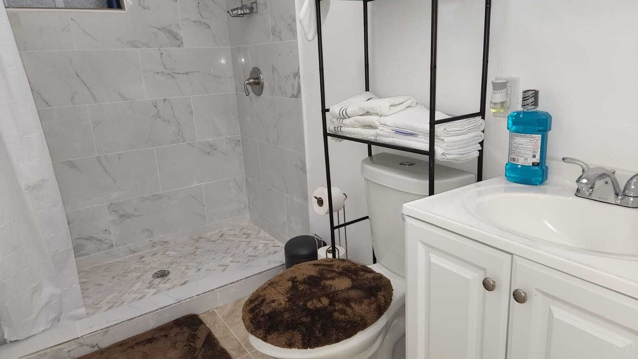 Photo of Bathroom in Lower Vailsburg