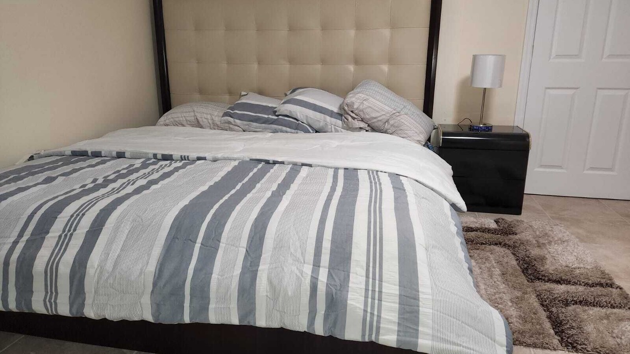 Photo of Bedroom in Lower Vailsburg