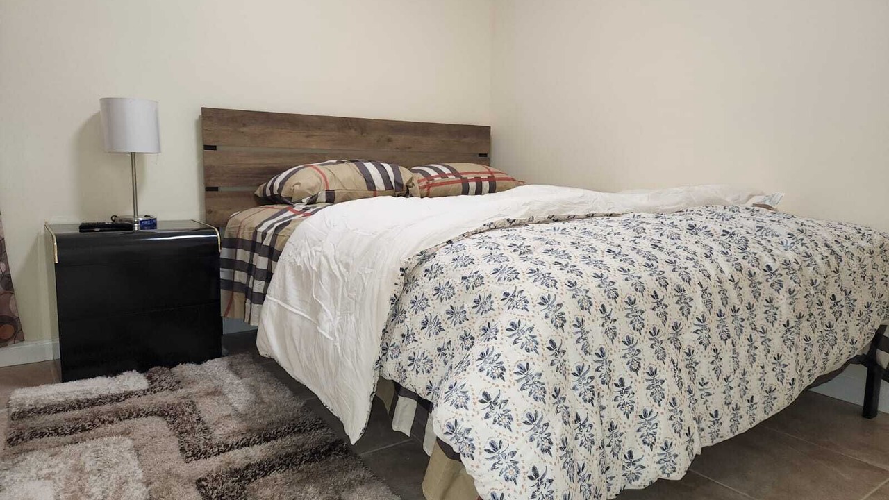 Photo of Bedroom in Lower Vailsburg