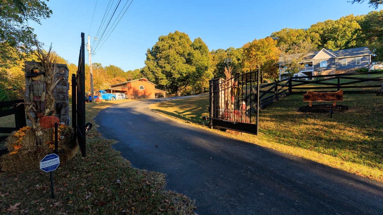 Photo of Others in Hixson