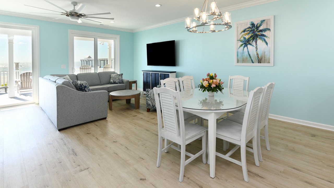 Photo of Livingroom in Surfside Beach