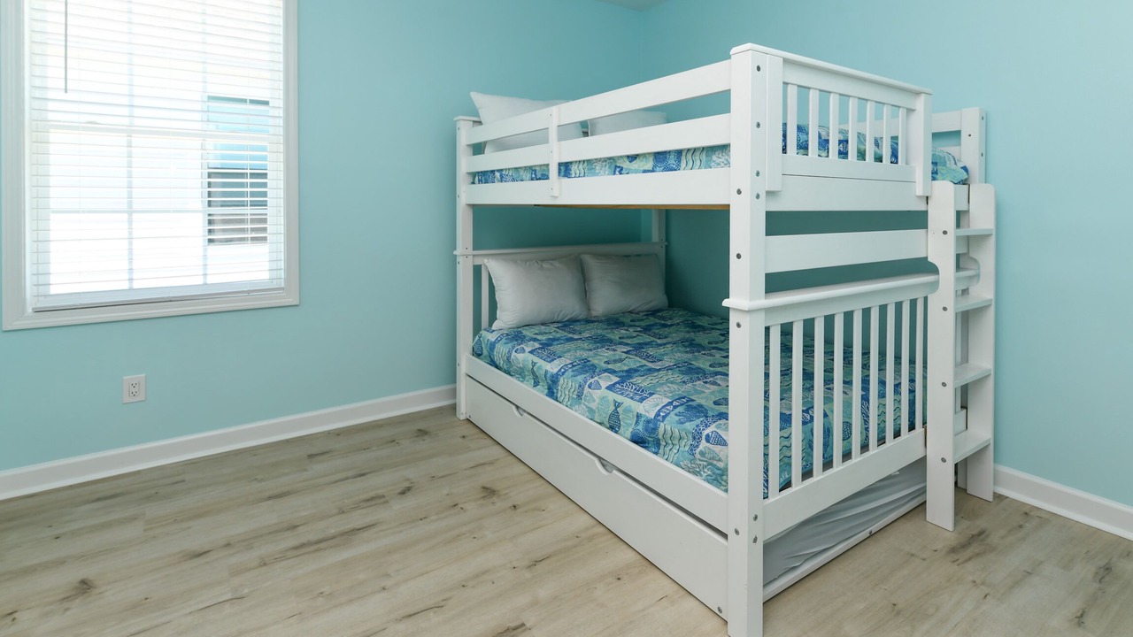 Photo of Bedroom in Surfside Beach