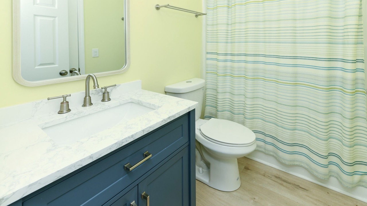Photo of Bathroom in Surfside Beach