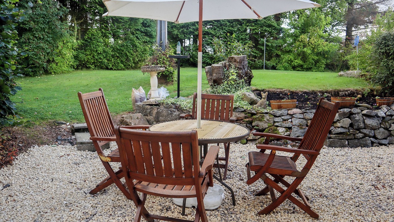 Photo of Others in Alford