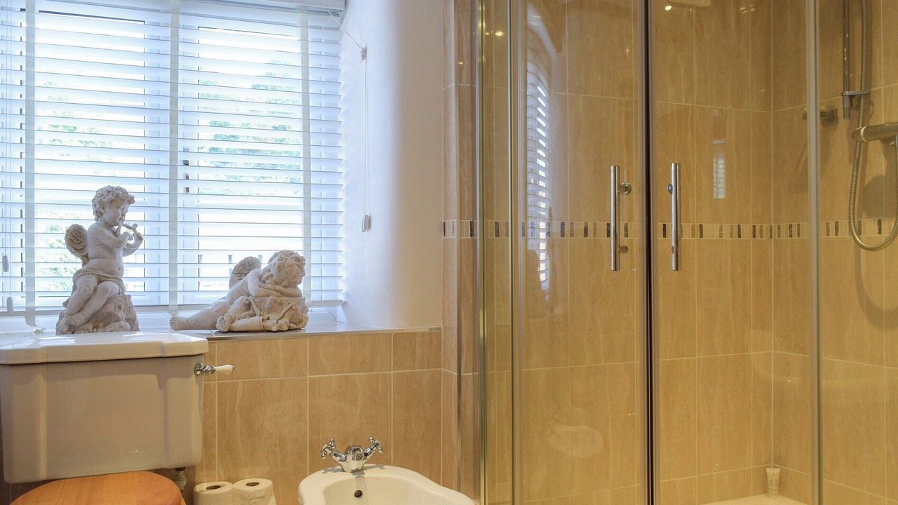 Photo of Bathroom in Leominster