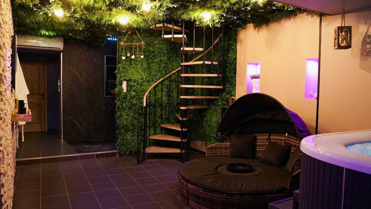 Photo of Others in Lallaing