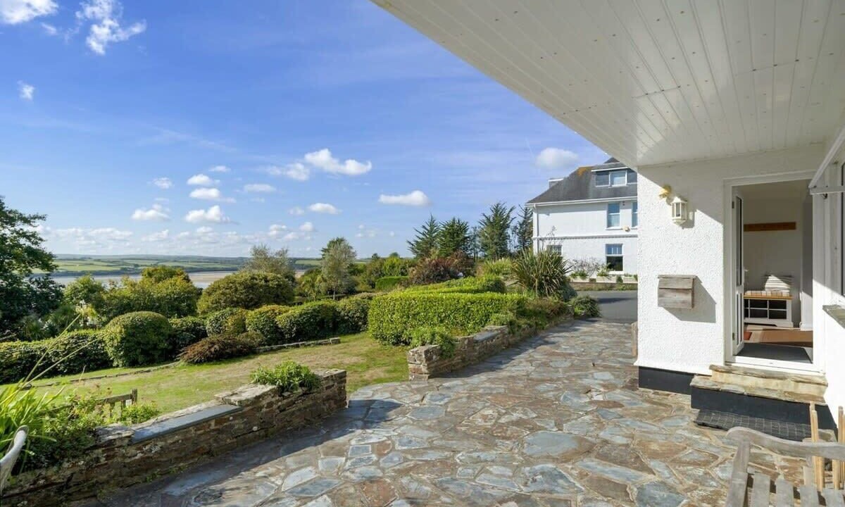 Photo of Patio Balcony in Rock