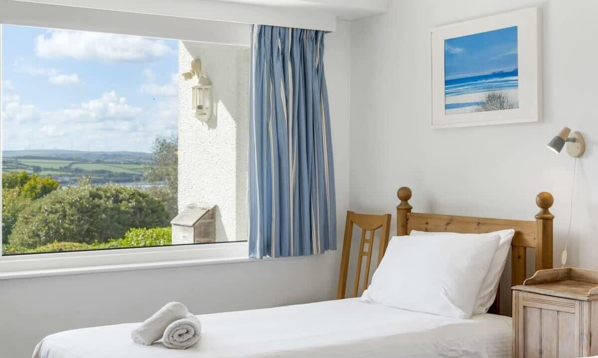 Photo of Bedroom in Rock