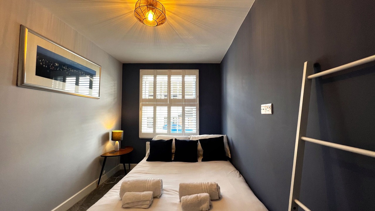 Photo of Bedroom in Cowes