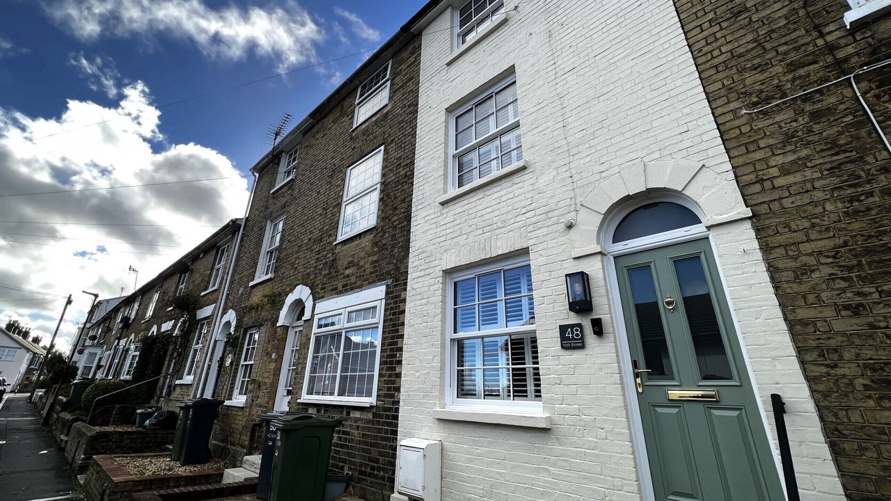 Photo of Outdoor in Cowes