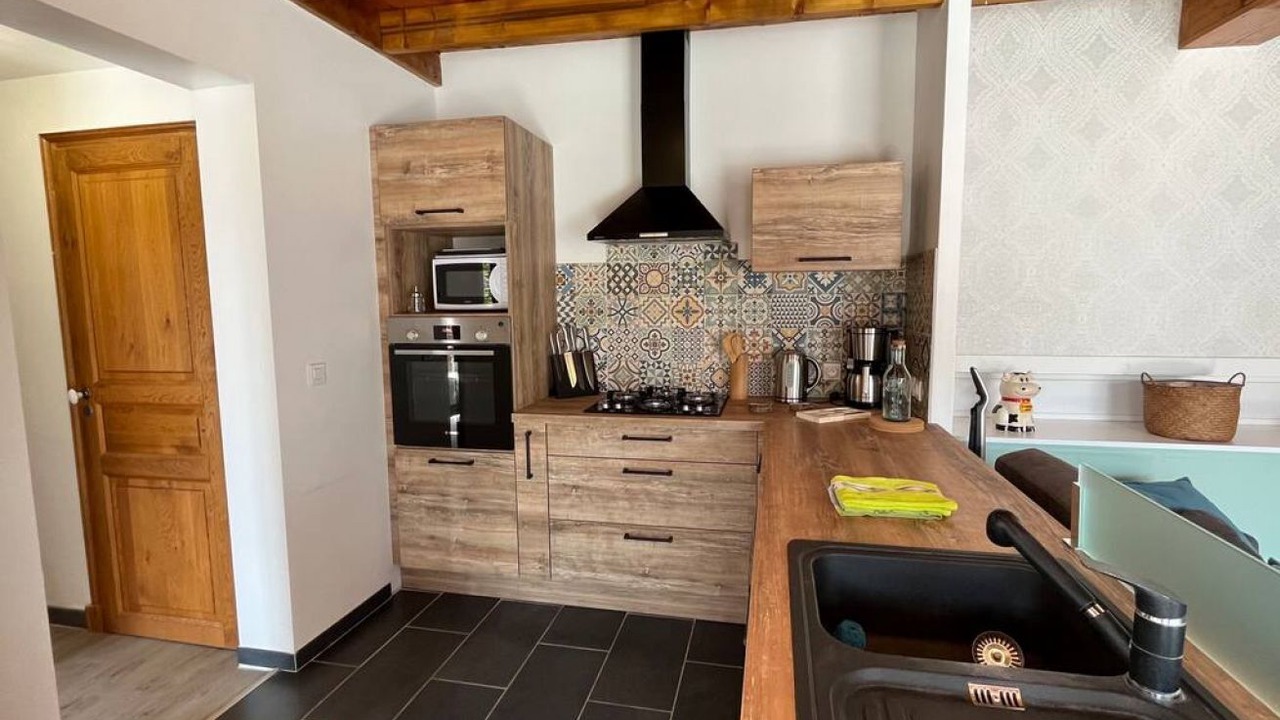 Photo of Kitchen in Arry