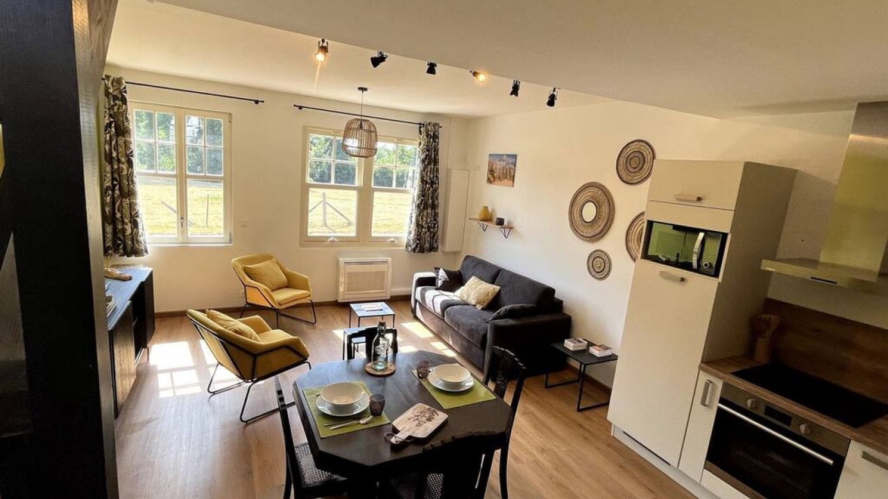 Photo of Livingroom in Arry