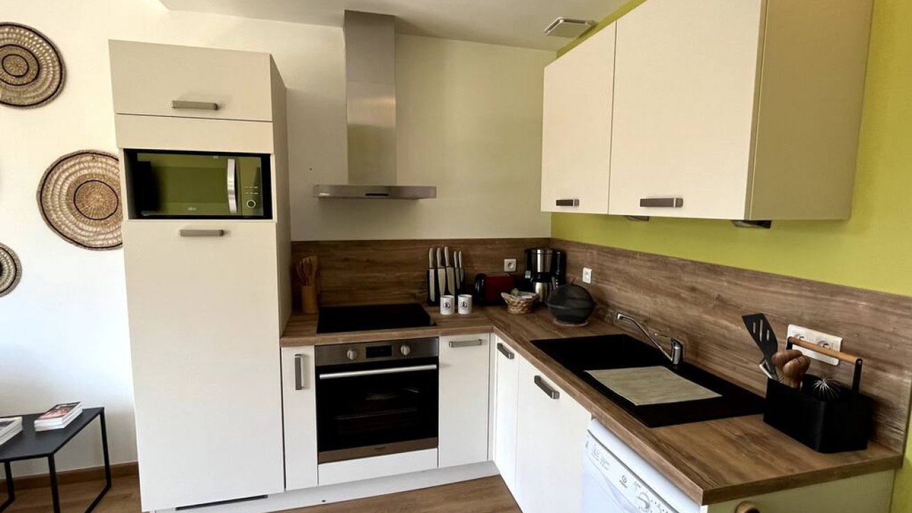 Photo of Kitchen in Arry