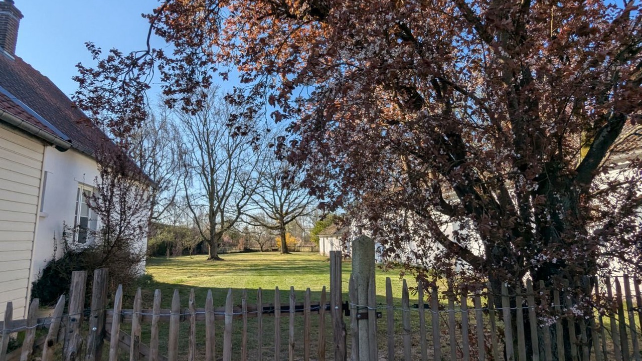 Photo of Outdoor in Saint-Quentin-en-Tourmont