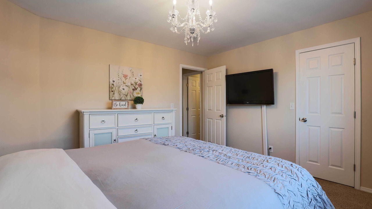 Photo of Bedroom in Abbott Loop