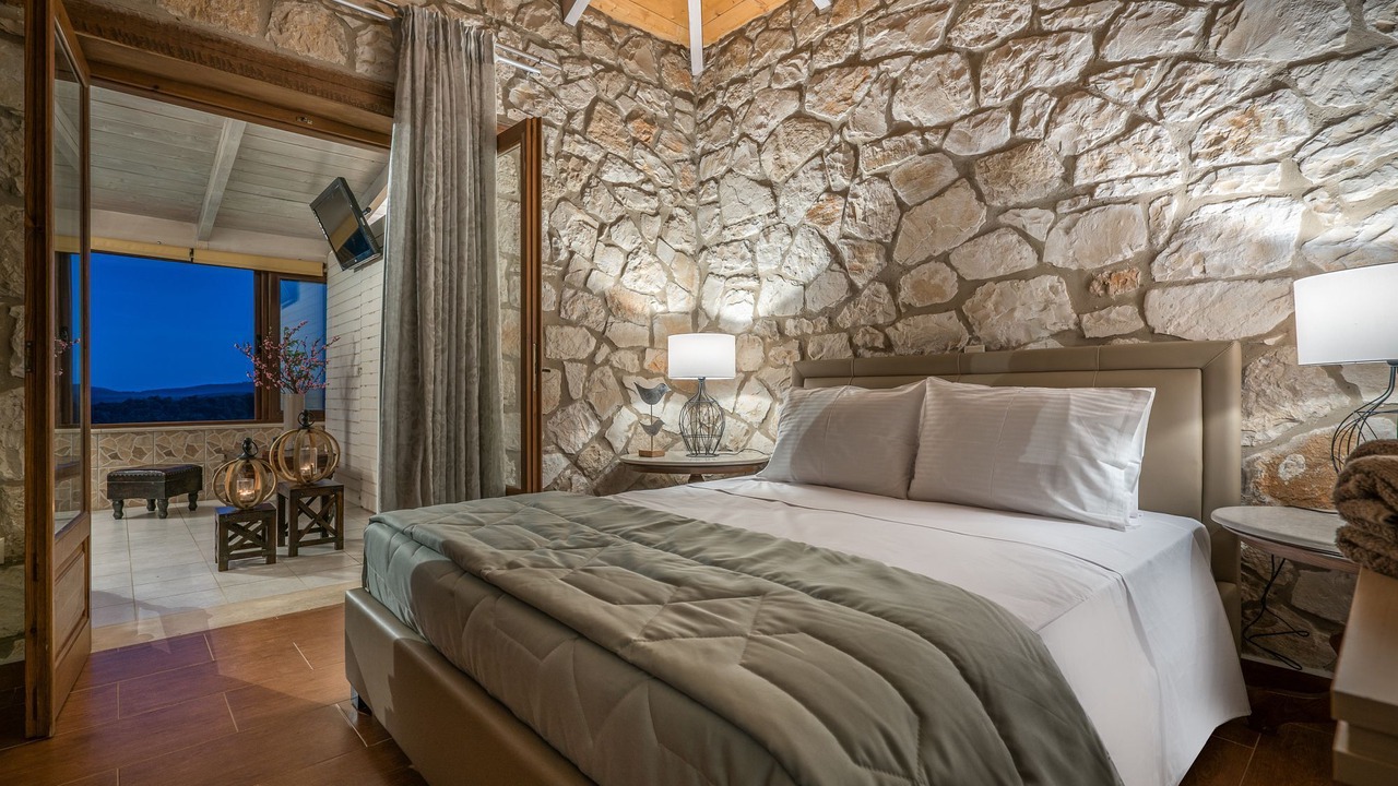 Photo of Bedroom in Ano Volimes