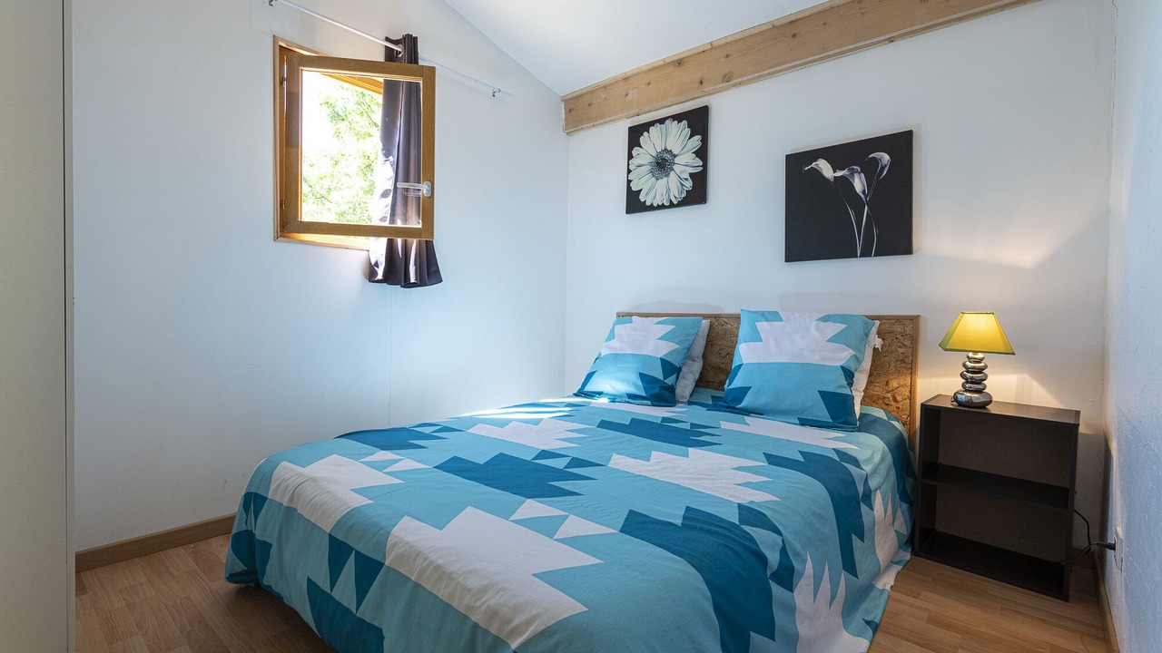 Photo of Bedroom in Saint-Jean-de-Maruejols-et-Avejan