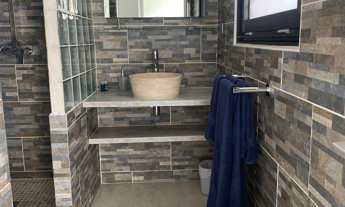 Photo of Bathroom in Les Terres Basses