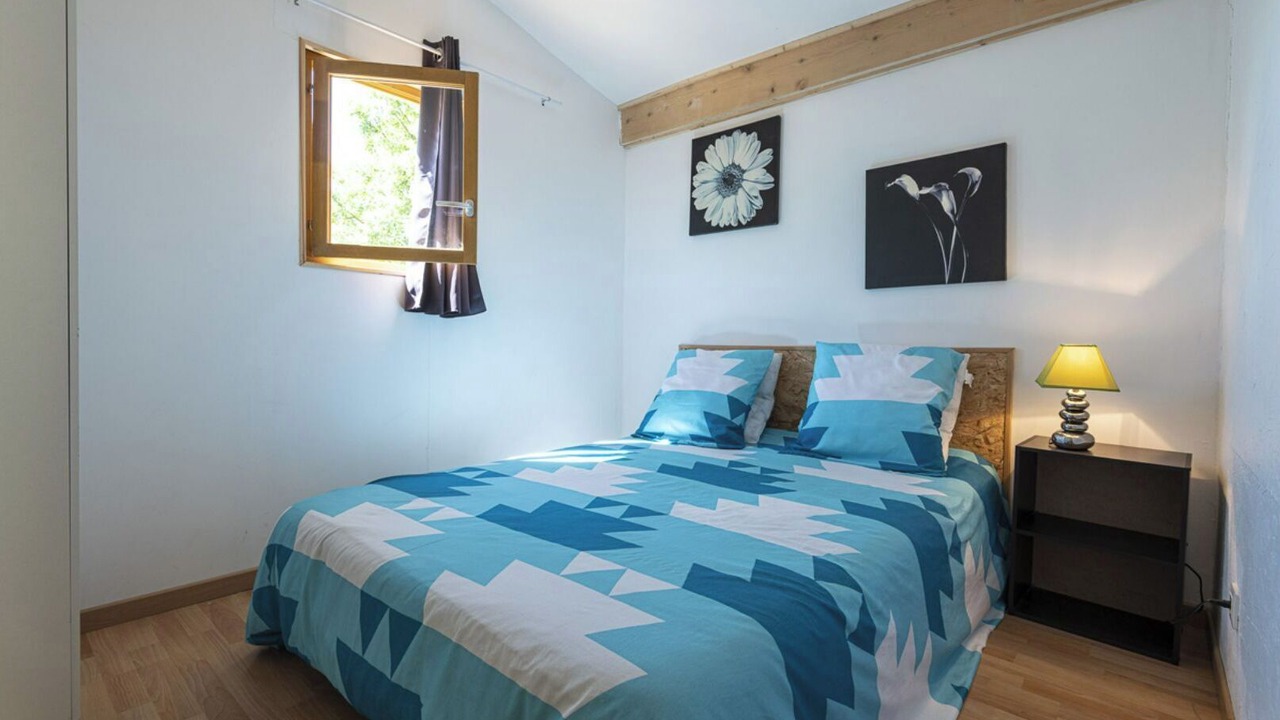 Photo of Bedroom in Saint-Jean-de-Maruejols-et-Avejan