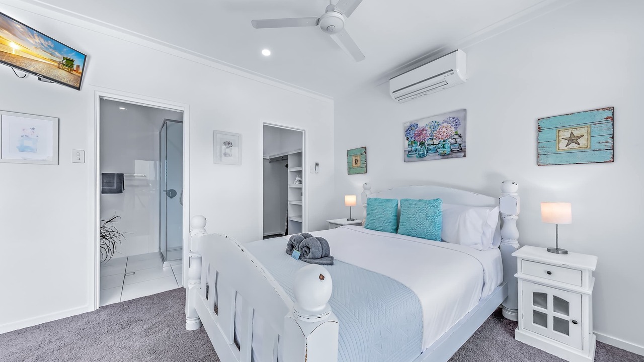 Photo of Bedroom in Airlie Beach