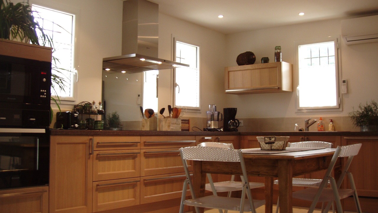 Photo of Others in Sablet