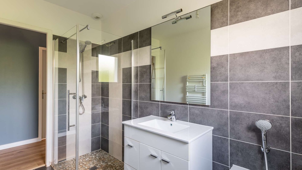 Photo of Bathroom in Sainte-Eulalie-en-Born