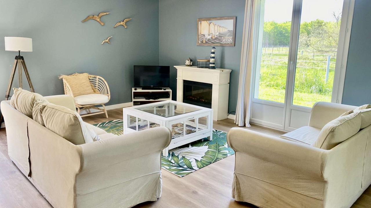 Photo of Livingroom in Sainte-Eulalie-en-Born