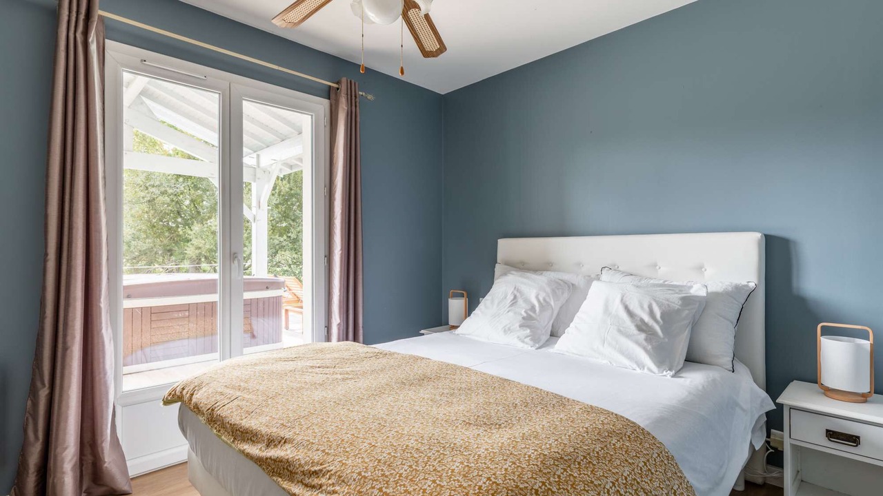 Photo of Bedroom in Sainte-Eulalie-en-Born