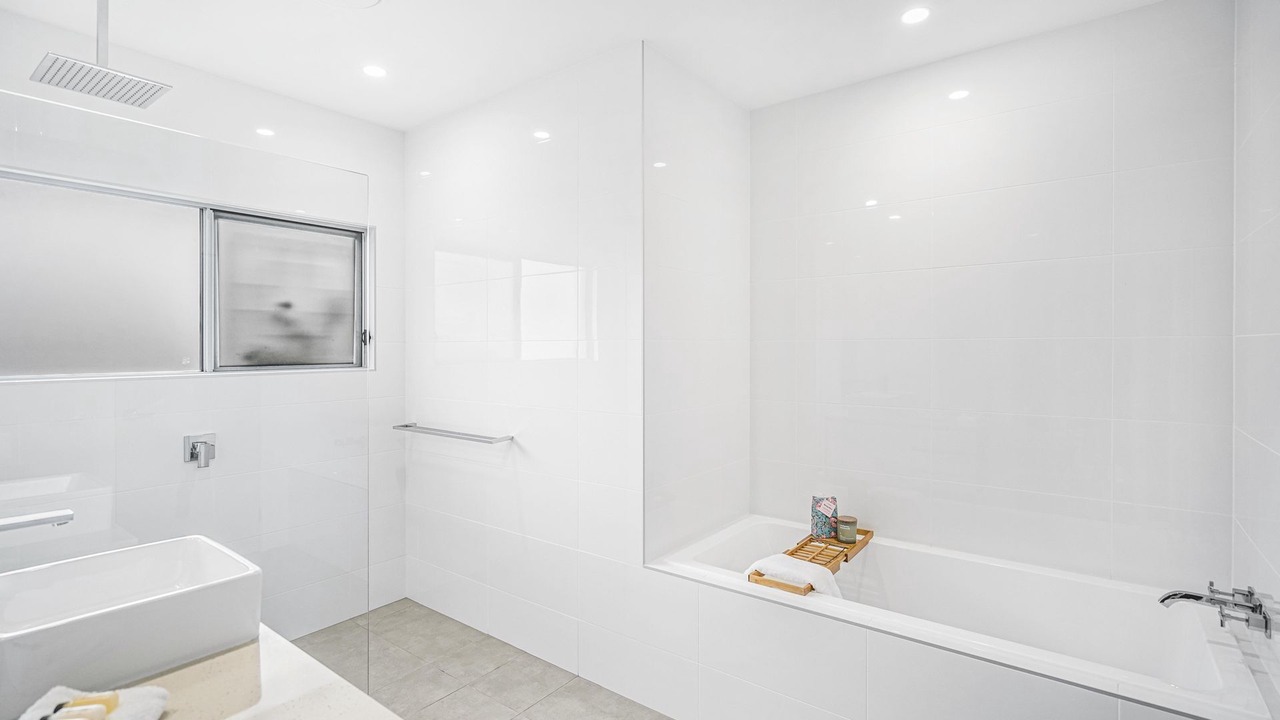 Photo of Bathroom in Trinity Beach