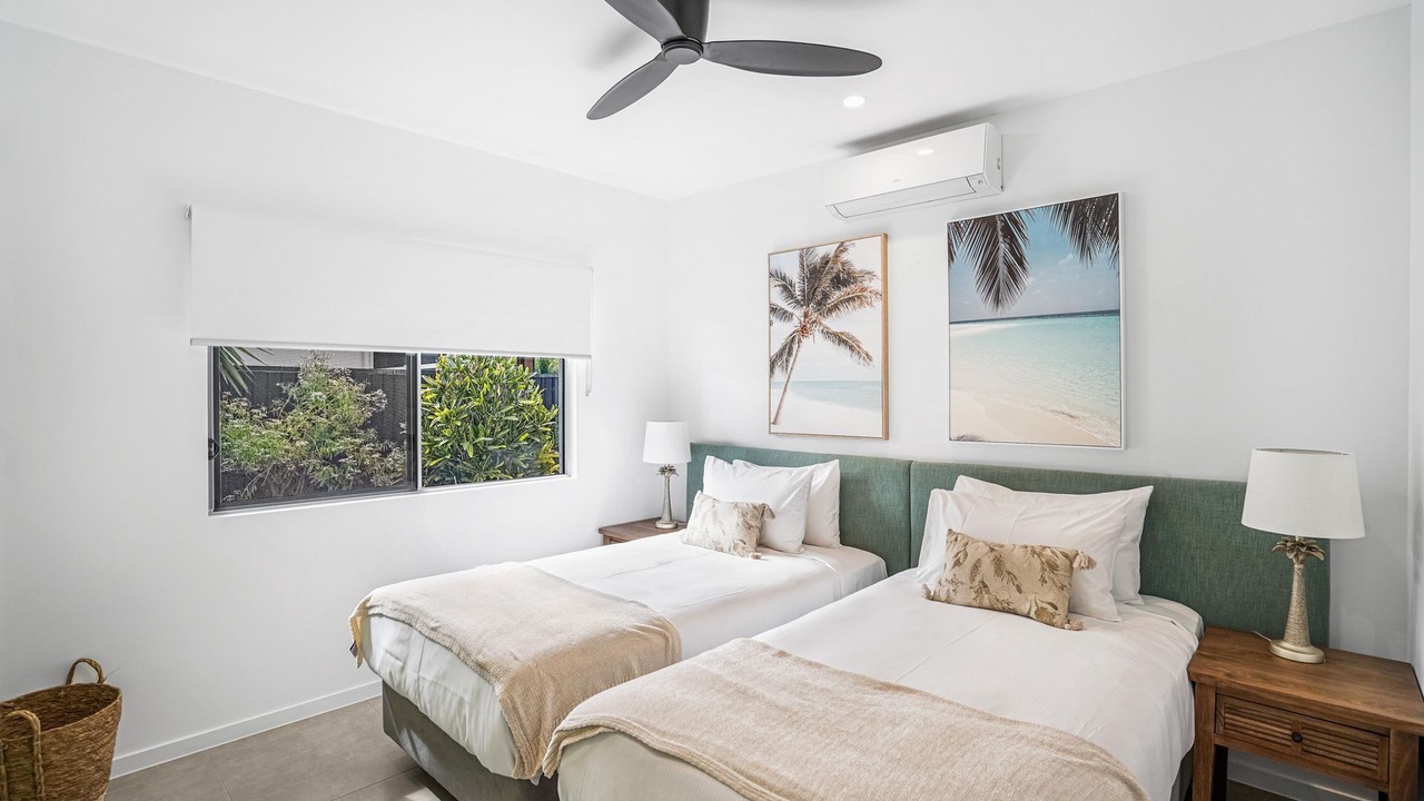 Photo of Bedroom in Trinity Beach