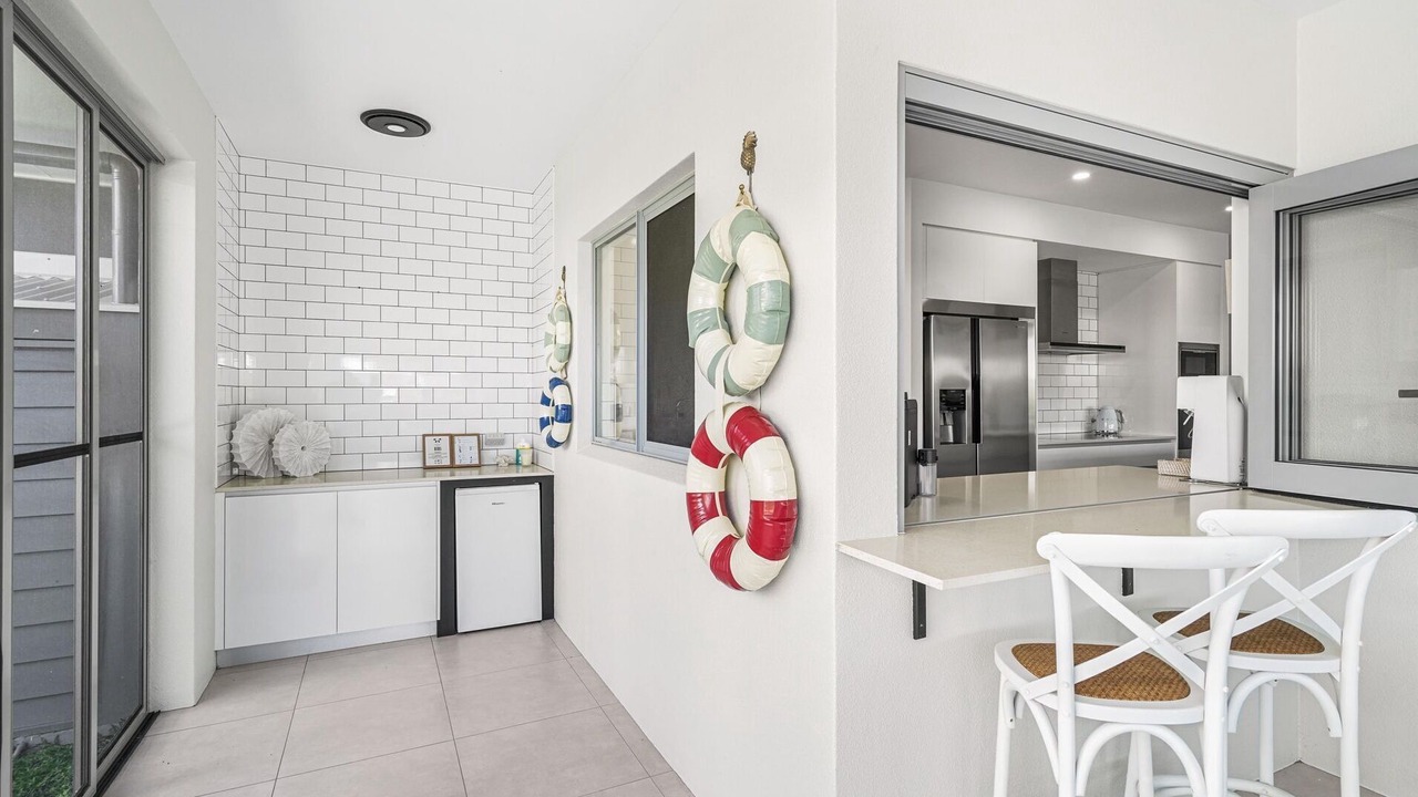 Photo of Others in Trinity Beach