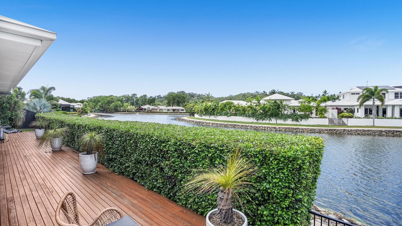 Photo of Patio Balcony in Trinity Beach