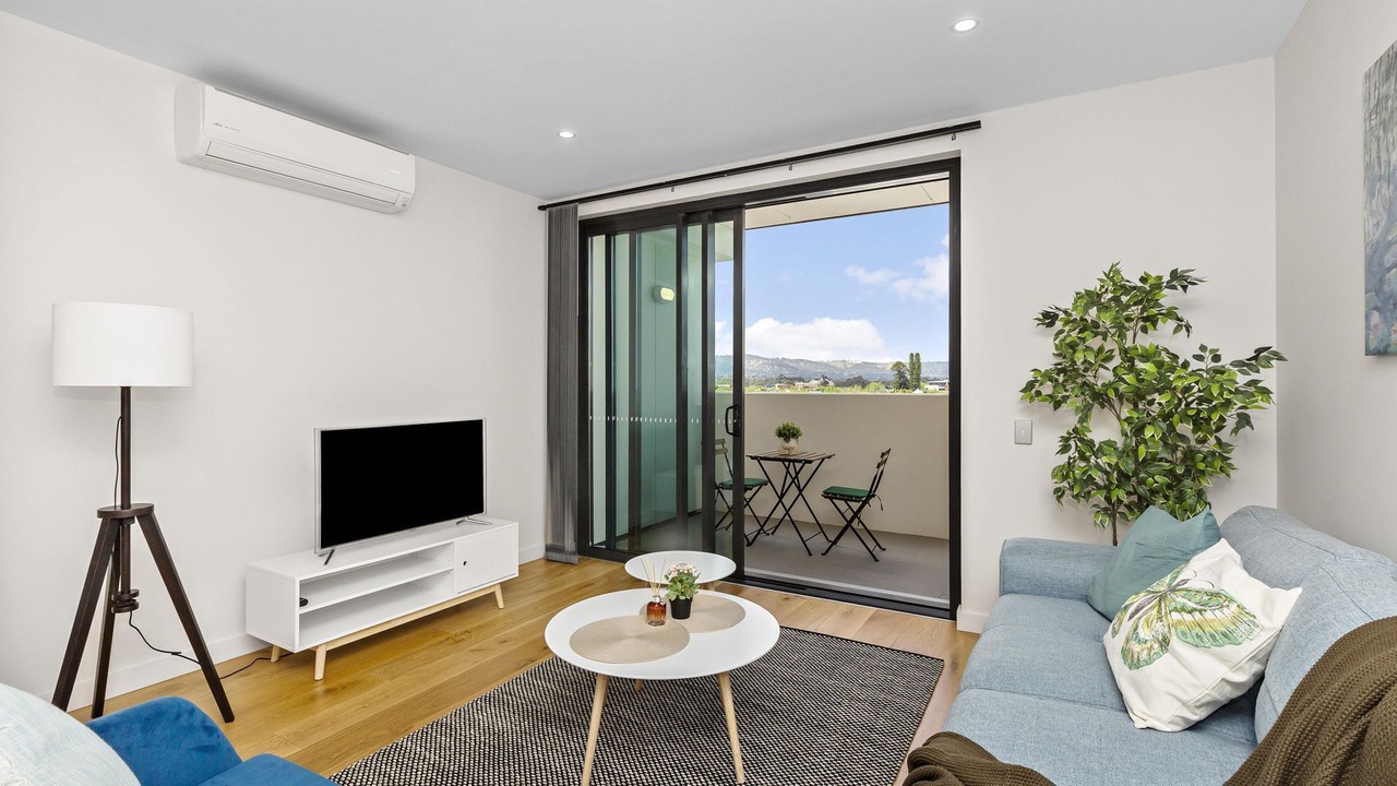 Photo of Livingroom in Adelaide Central Business District