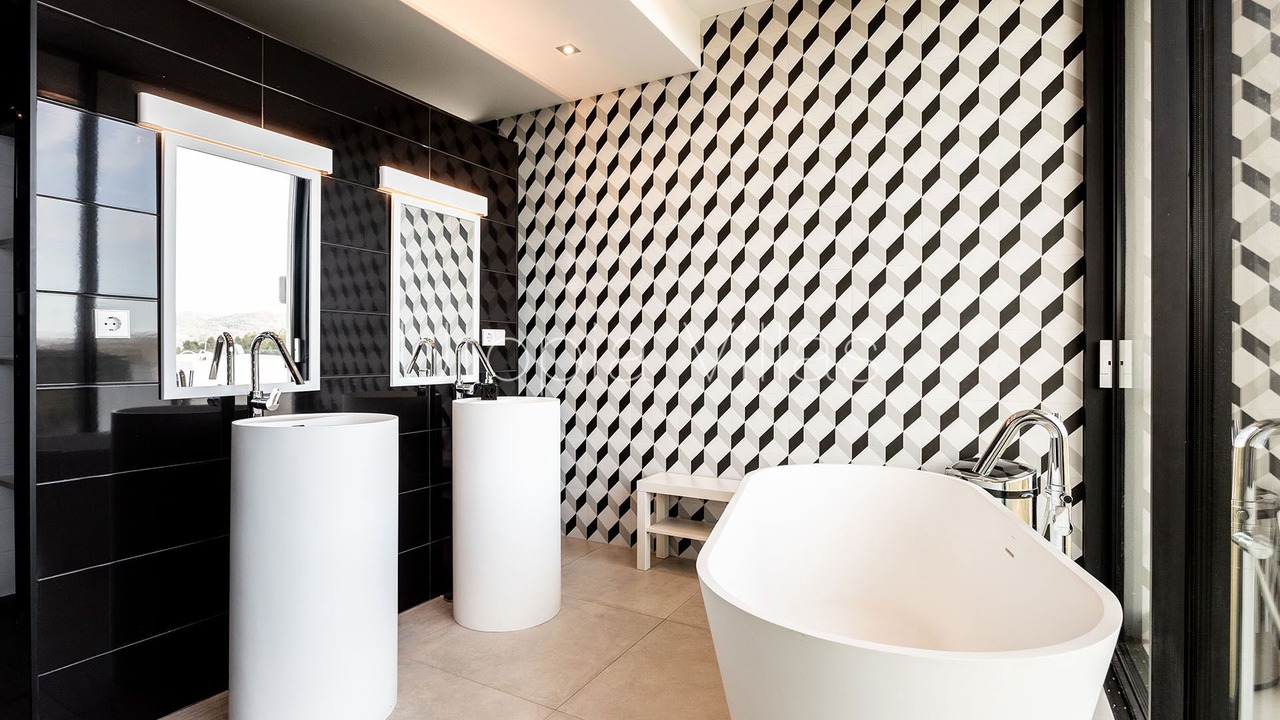 Photo of Bathroom in Vallpineda