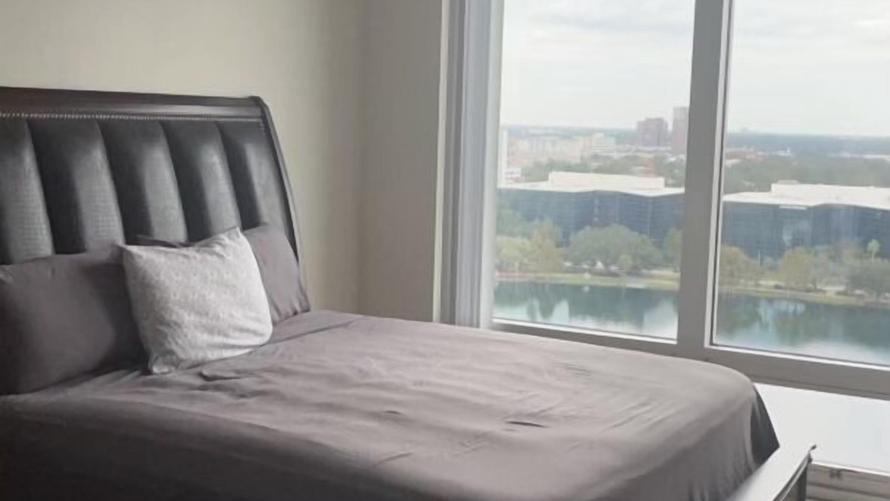Photo of Bedroom in South Eola