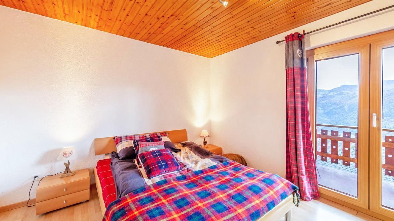 Photo of Others in Vex