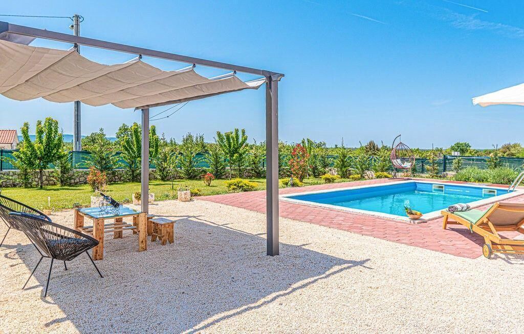 Photo of Outdoor in Drnis
