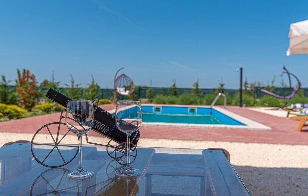 Photo of Outdoor in Drnis