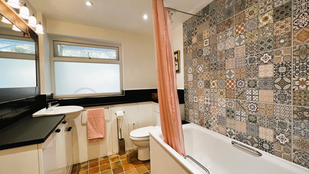 Photo of Bathroom in Shanklin