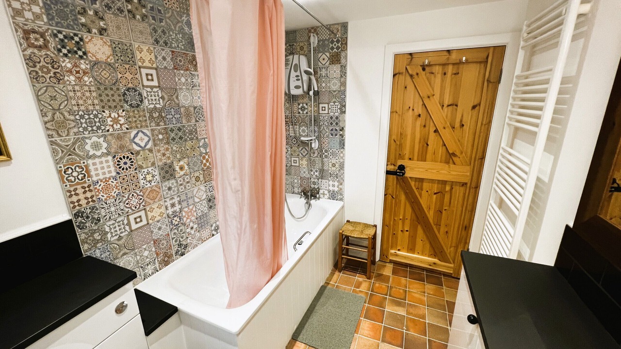 Photo of Bathroom in Shanklin
