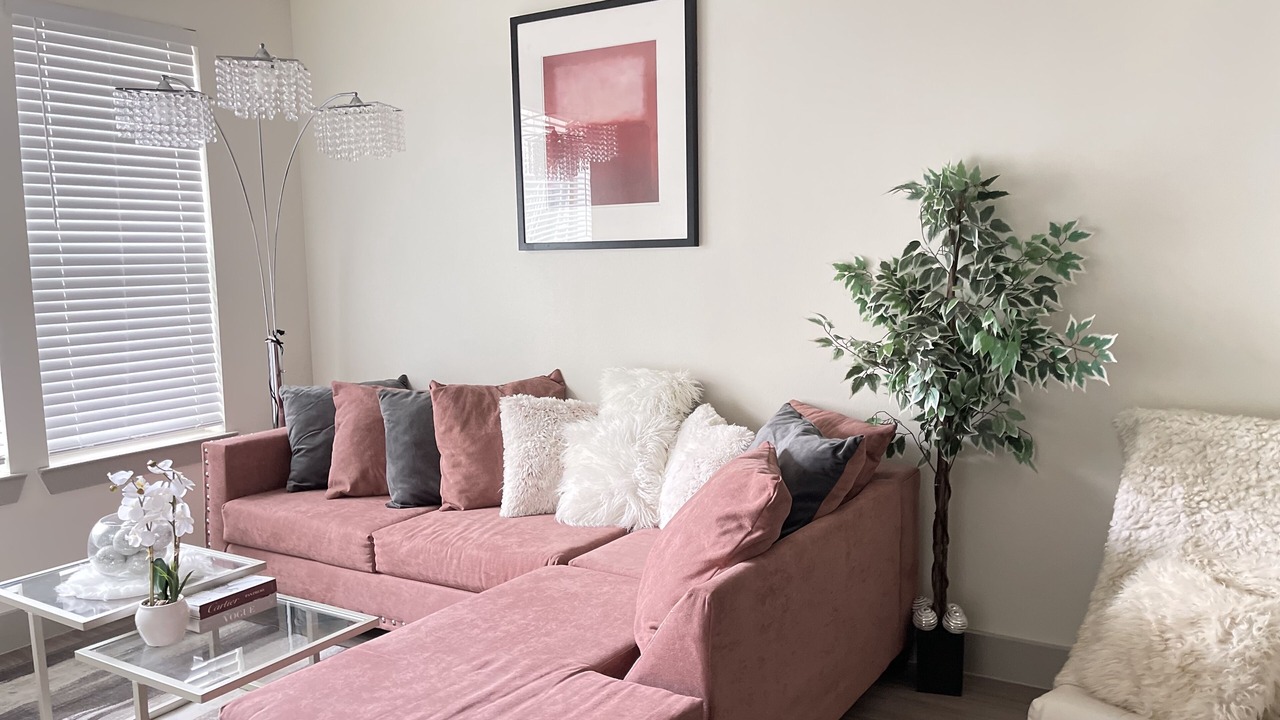 Photo of Livingroom in Addison