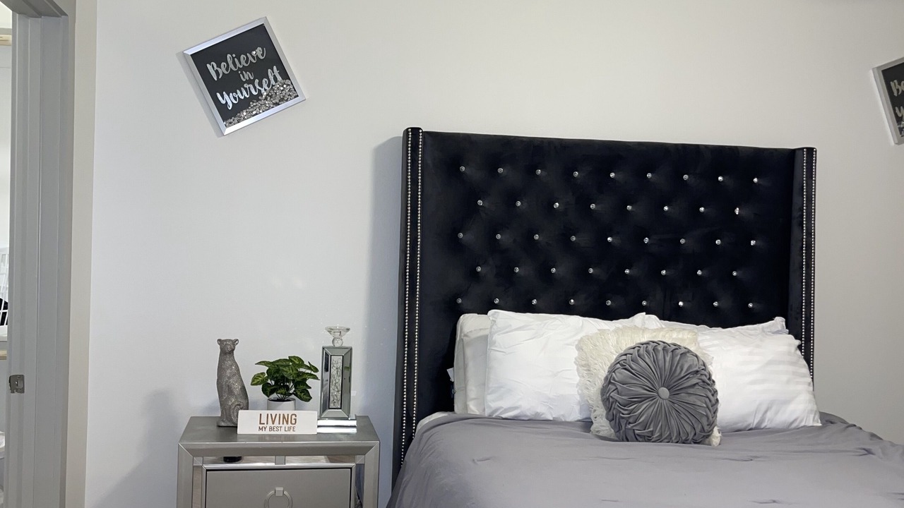 Photo of Bedroom in Addison