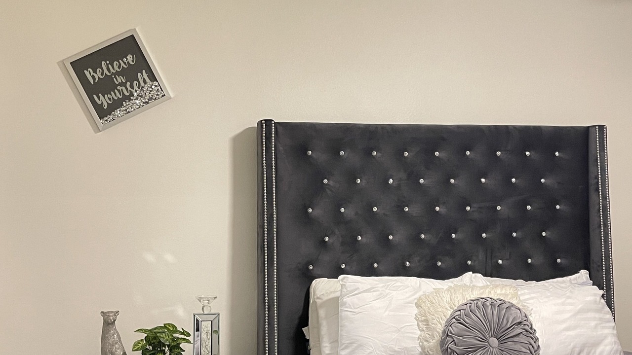 Photo of Bedroom in Addison