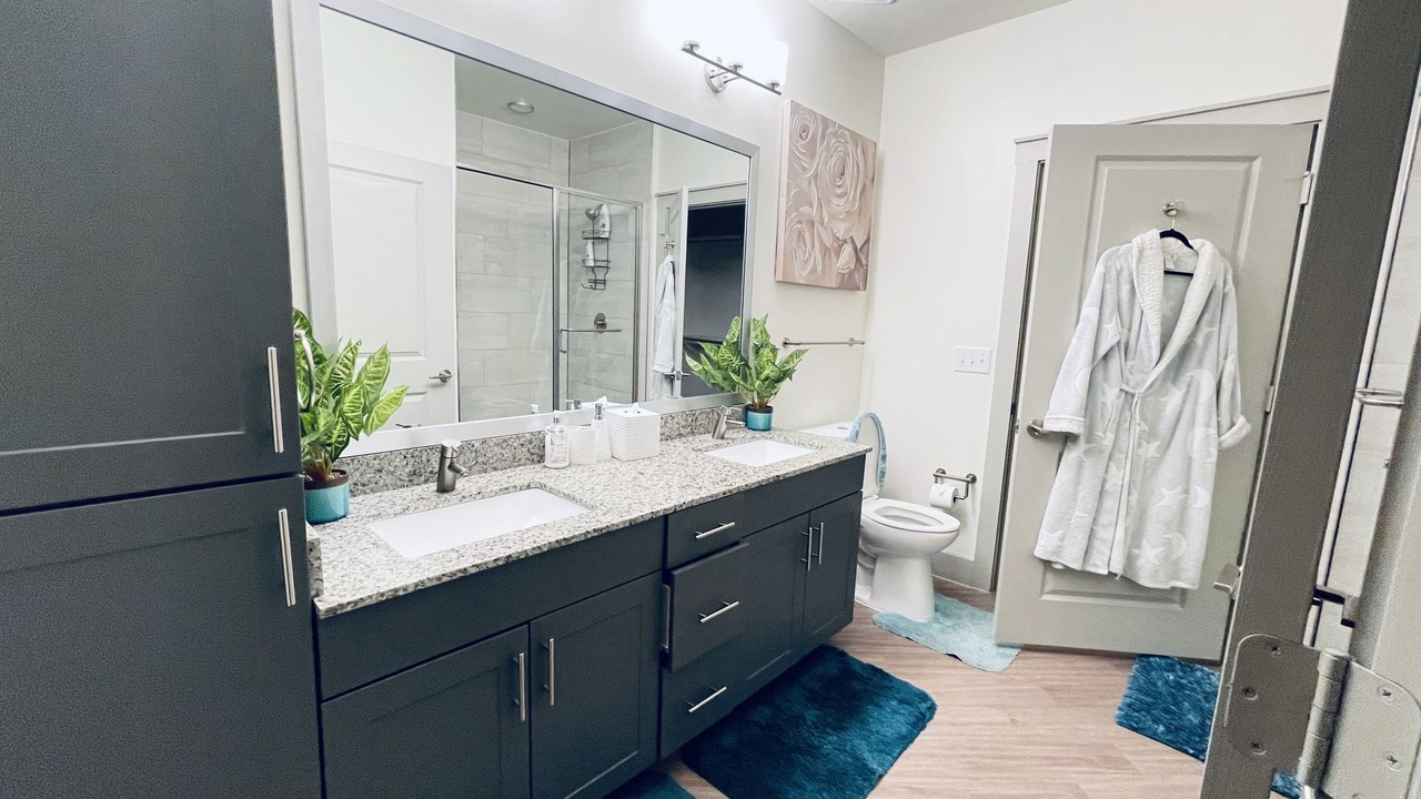 Photo of Bathroom in Addison