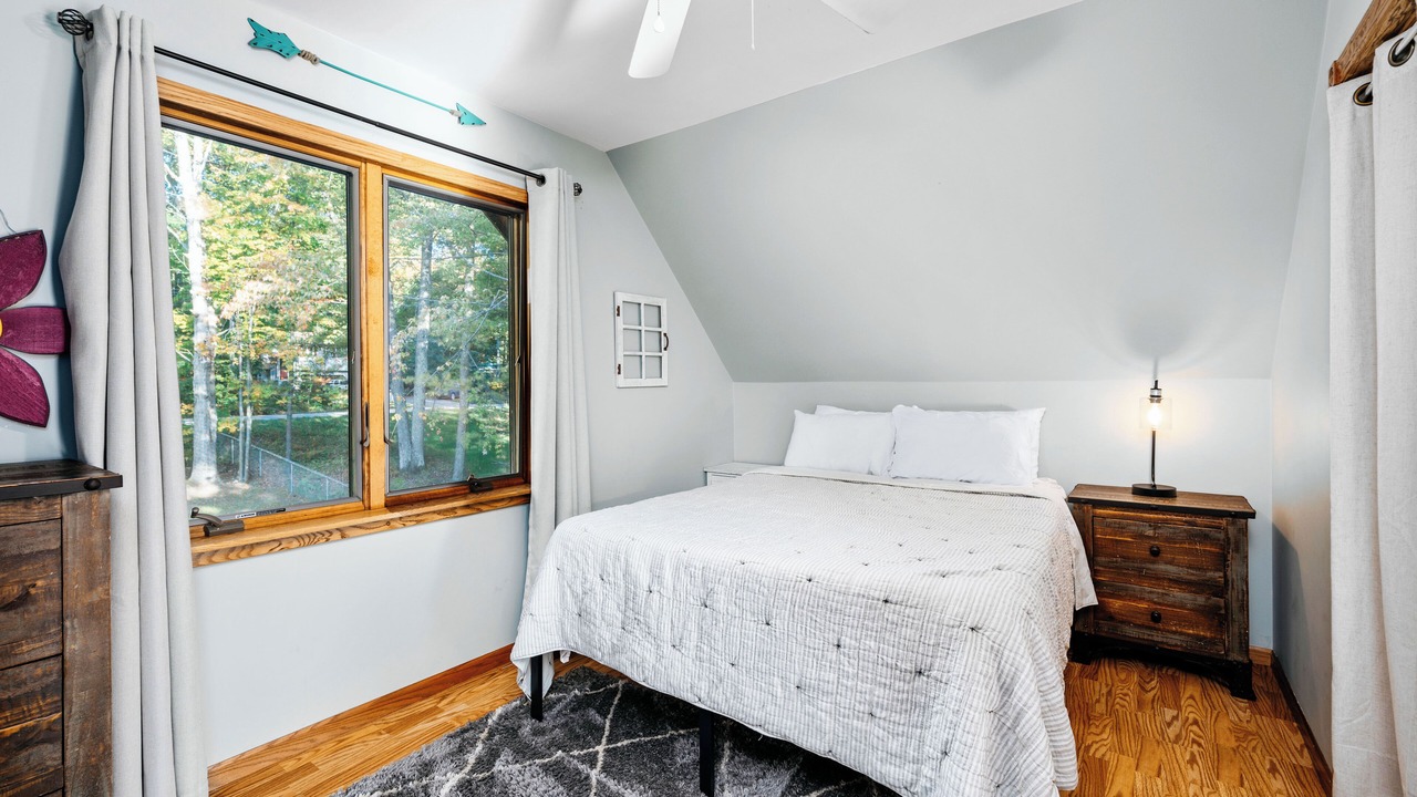 Photo of Bedroom in Interlochen
