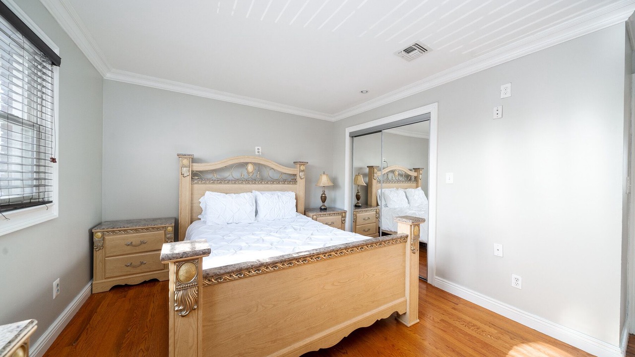 Photo of Bedroom in Linden