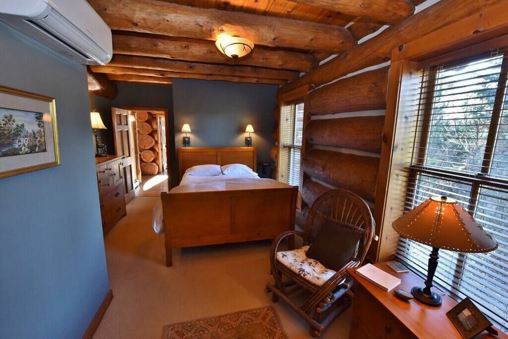 Photo of Bedroom in Suttons Bay