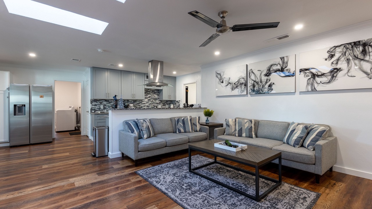 Photo of Livingroom in Ederville