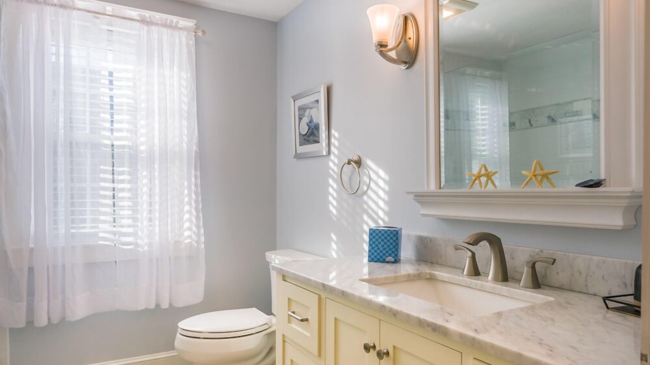 Photo of Bathroom in Sandwich